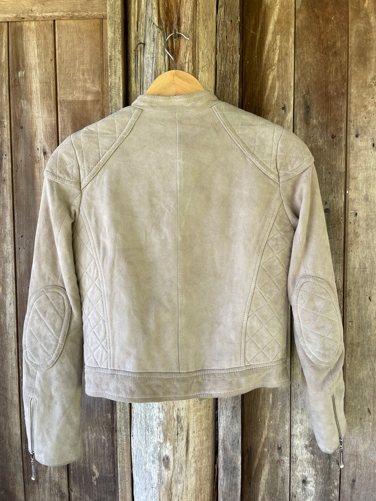 Suede jacket (XS)