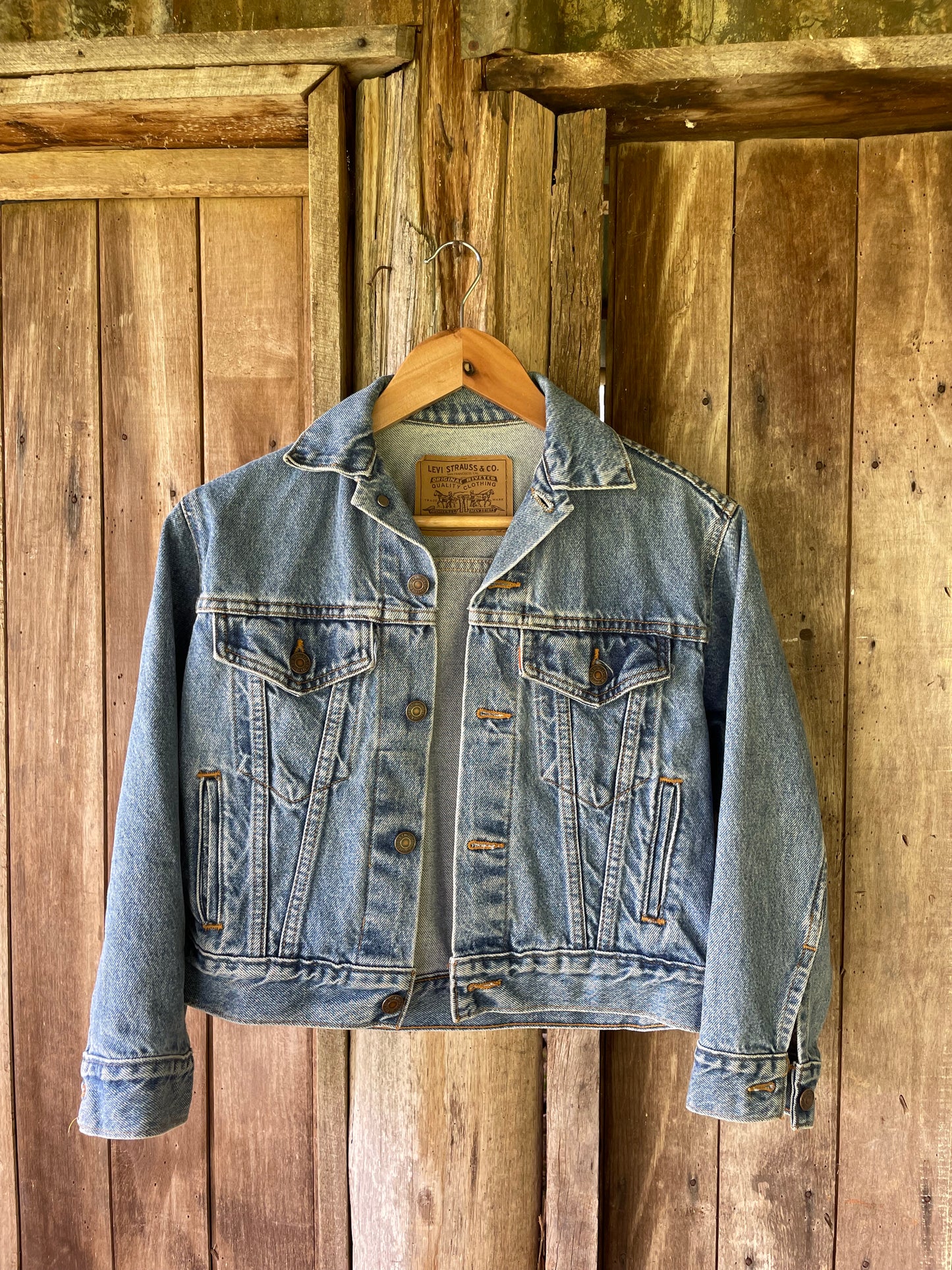 Levi denim jacket (S)