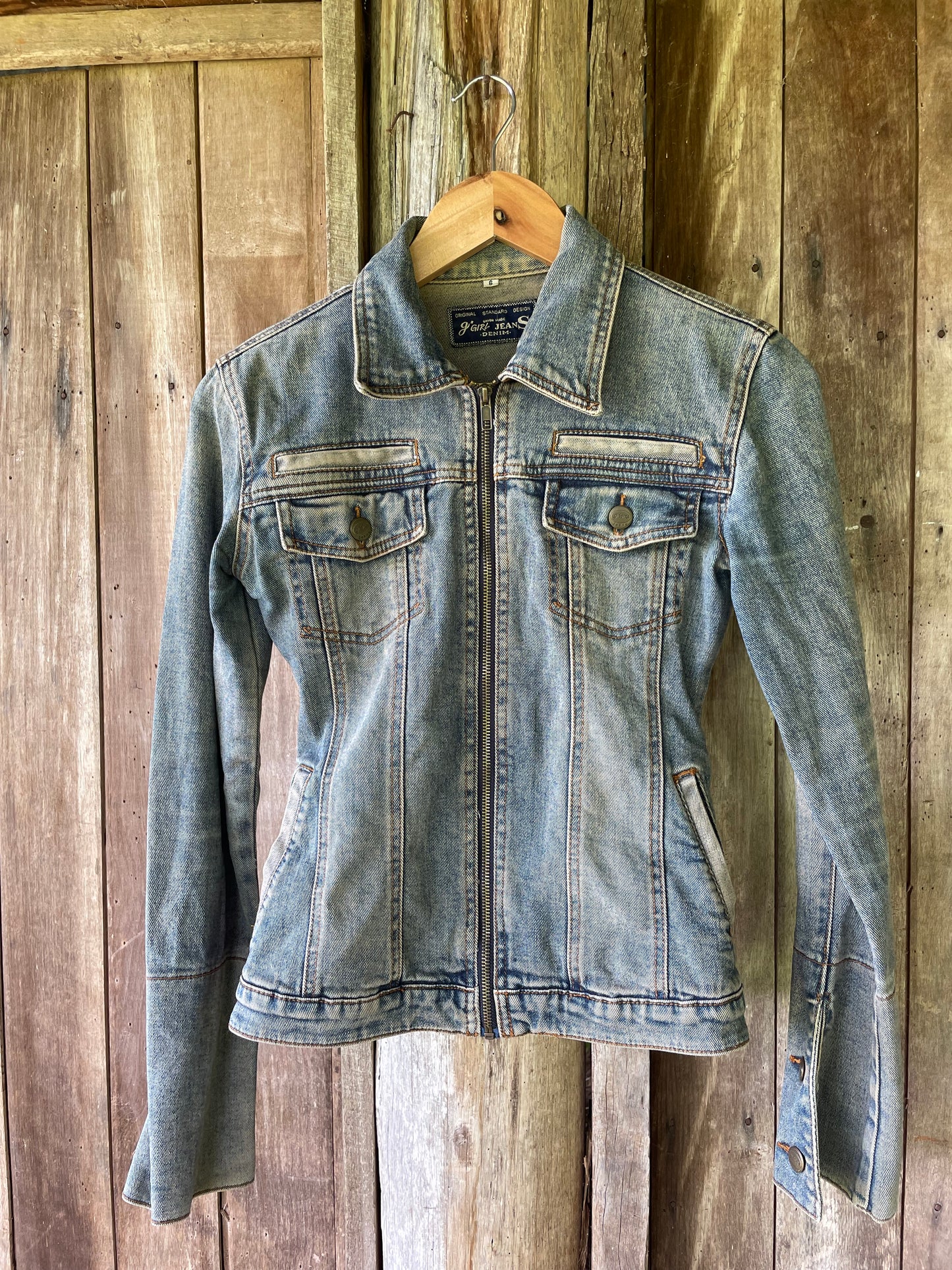 Fitted denim jacket (6)