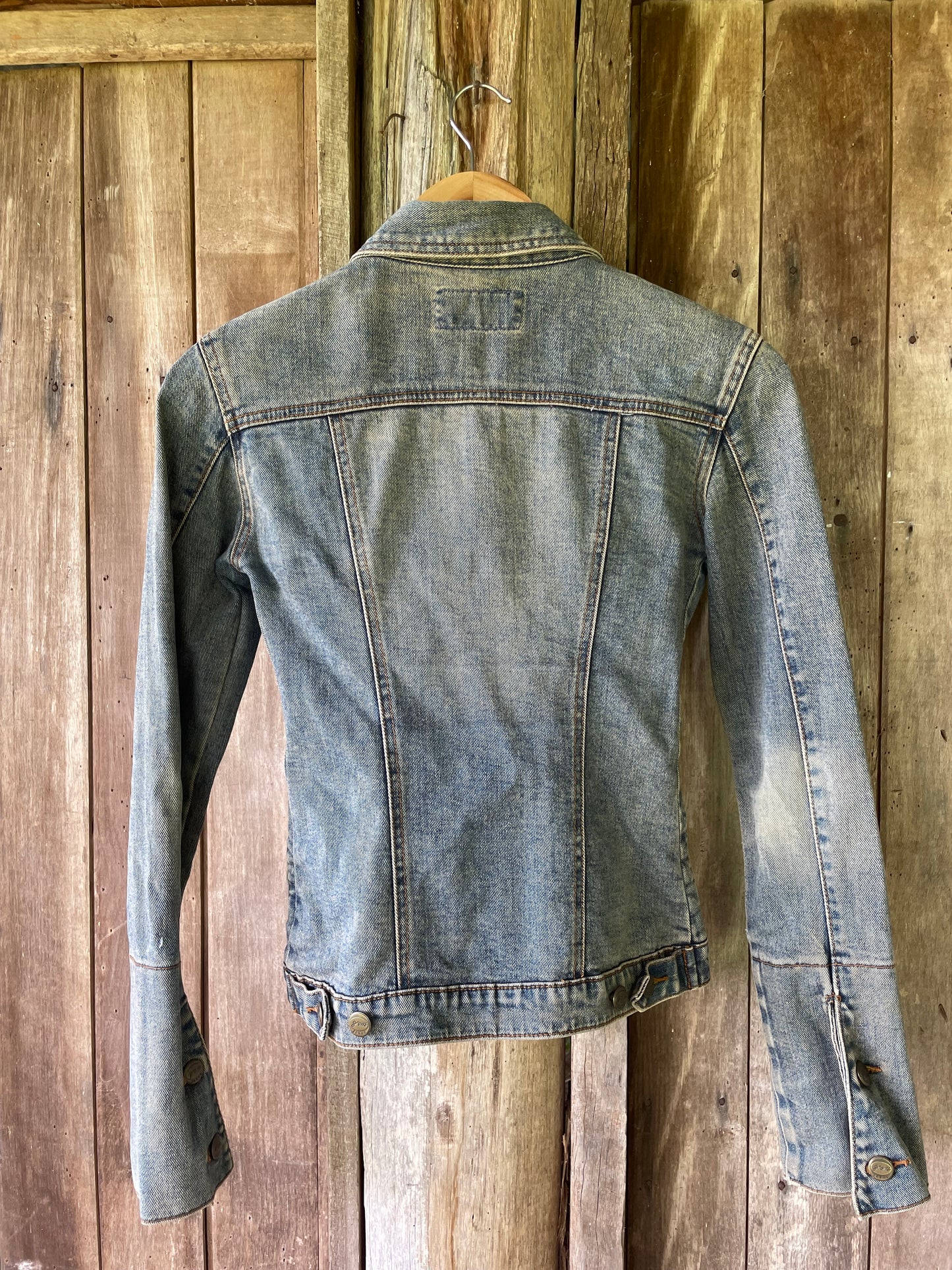 Fitted denim jacket (6)
